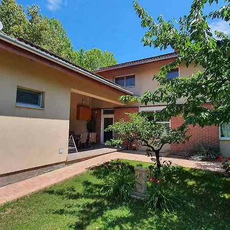 In Siofok/balaton 19754 Apartment *